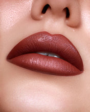 Carica l'immagine nel visualizzatore di Gallery, Matitone rossetto Hyalur-on