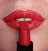 Carica l&#39;immagine nel visualizzatore di Gallery, KINTSUGI LIPSTICK CREAMY MATTE
