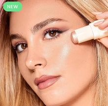 Carica l&#39;immagine nel visualizzatore di Gallery, PUROBIO Twist &amp; Go - Illuminante Cremoso in Stick 01 Prosecco
